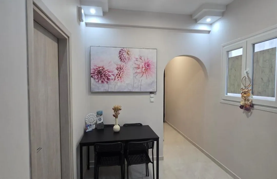 Cozzy Double Bedroom Apartment-1